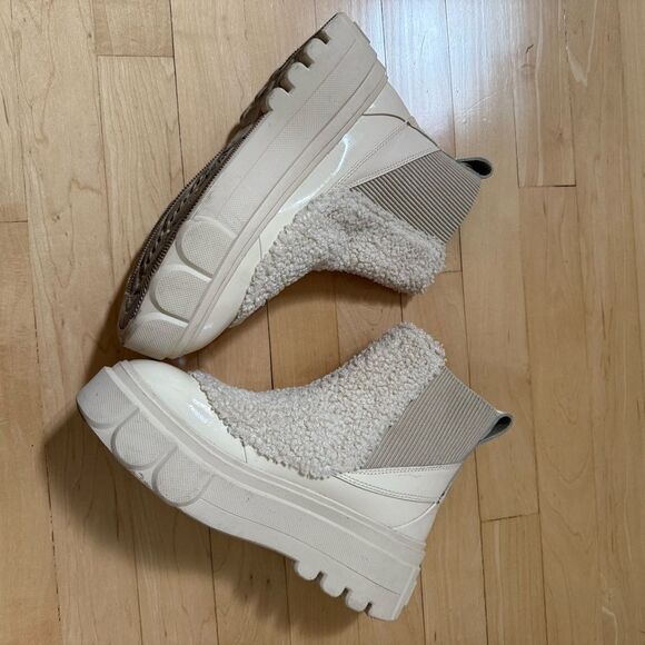 SOREL X Caribou Waterproof Chelsea Boot in  Bleached Ceramic/ Oatmeal - Picture 7 of 14